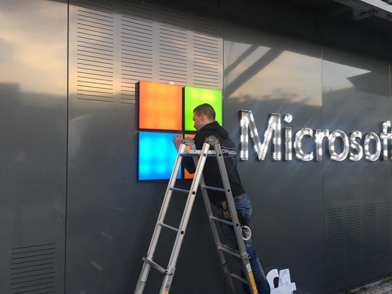  - Luminosos – Microsoft